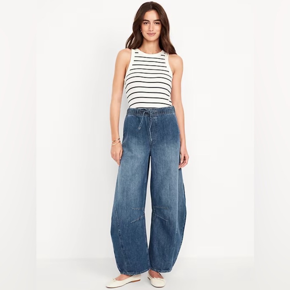 NEW Old Navy High-Waisted Pull-On Barrel Jeans Medium Wash 789110 🩷